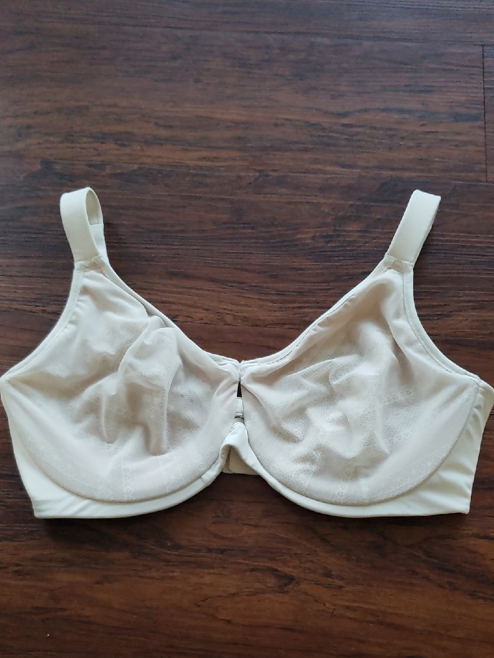 SPANX Cream Full-Coverage Underwire Bra Size 36DDD Feminine Boho Bodycon